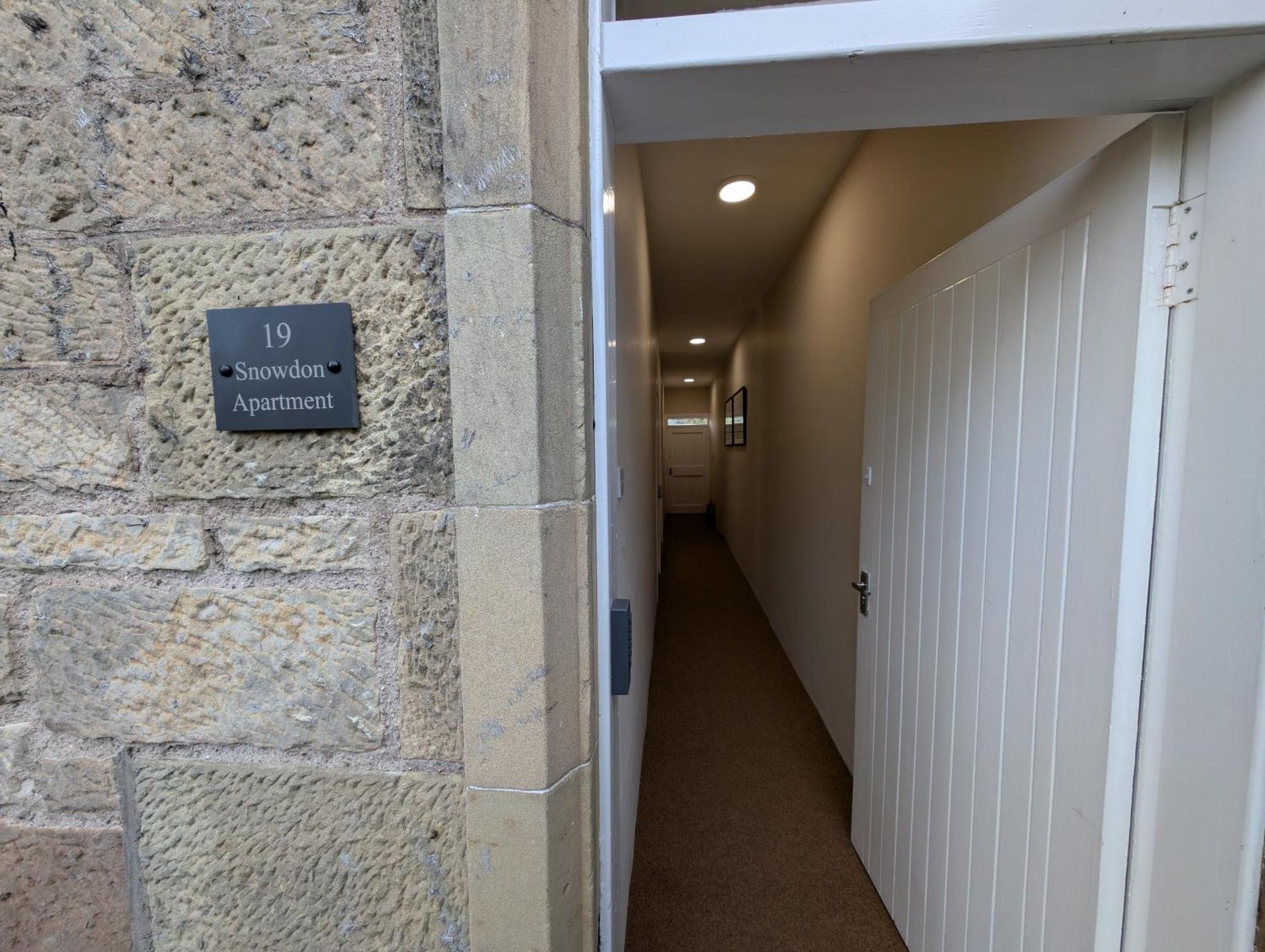 19 Snowdon Apartment Stirling Exterior photo